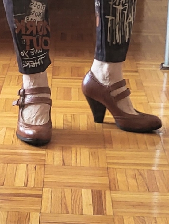 Born Shoes - Børn Brown Double-Strap Mary Jane Heels